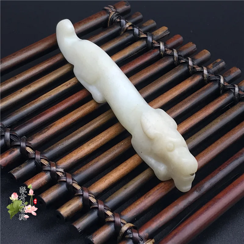 Ming and Qing dynasties, Han Dynasty Dong Xiuyu, high jade pendant, tiger talisman, soldier talisman